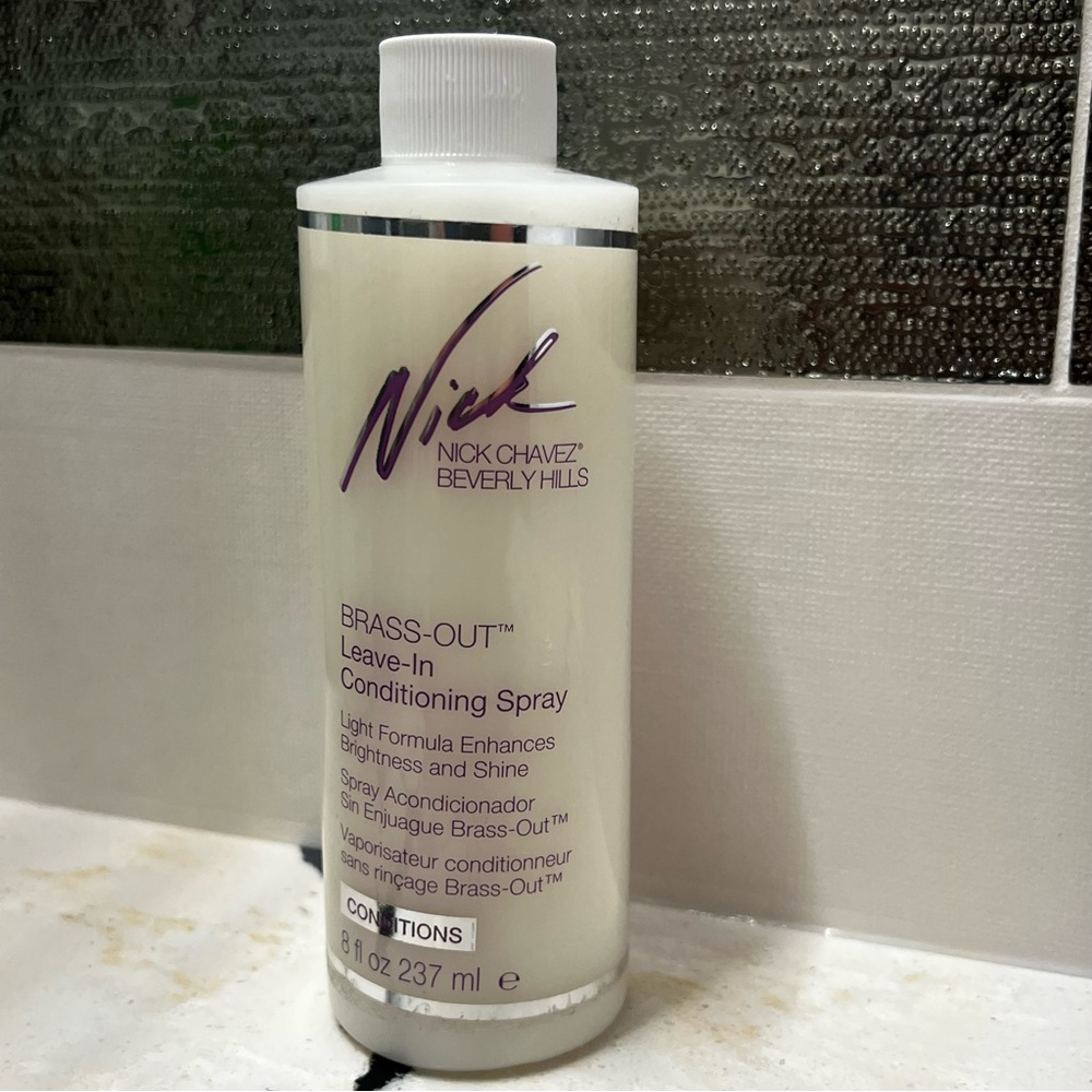 Nick Chavez Brass-Out Leave-In Conditioning Spray